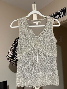 Merona Neutral Lace V-Neck Shell in Beige